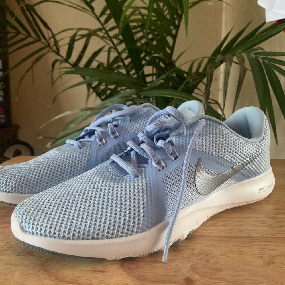 Nike flex running shoes